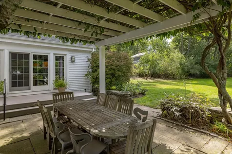 54 Neals Lane New Castle NH 03854