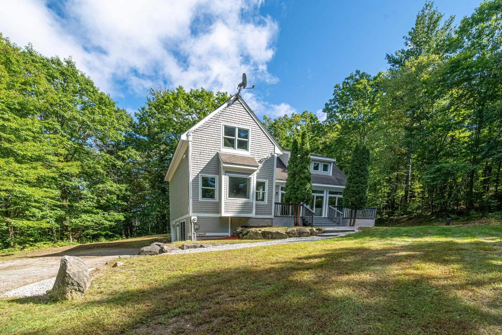 89 Prospect Hill Road Hancock NH 03449