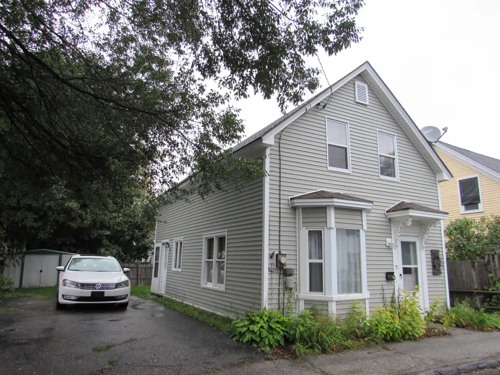 7 Palmer Street Gorham NH 03581