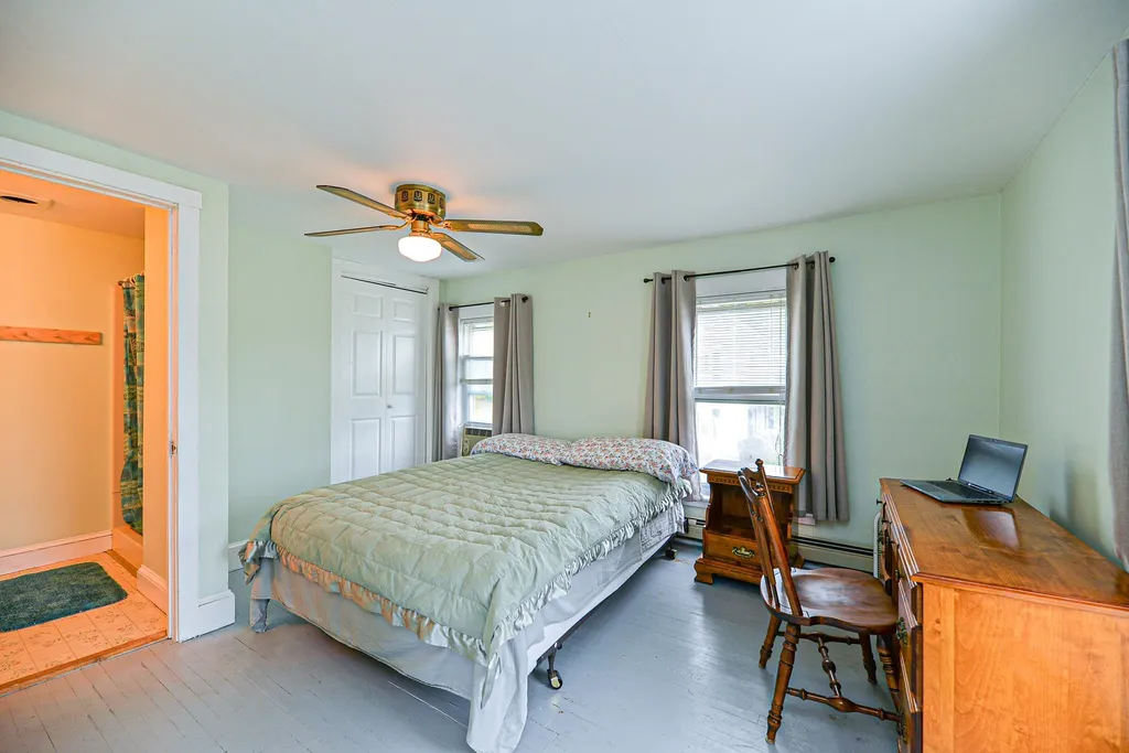 4 Joseph Drive Plaistow NH 03865
