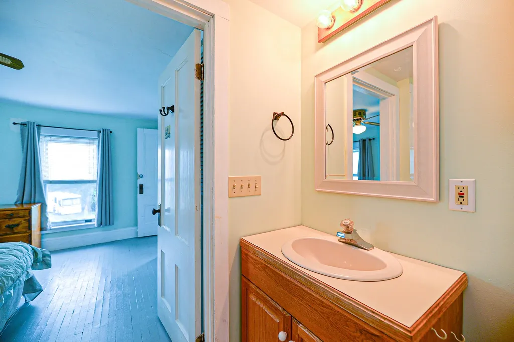 4 Joseph Drive Plaistow NH 03865