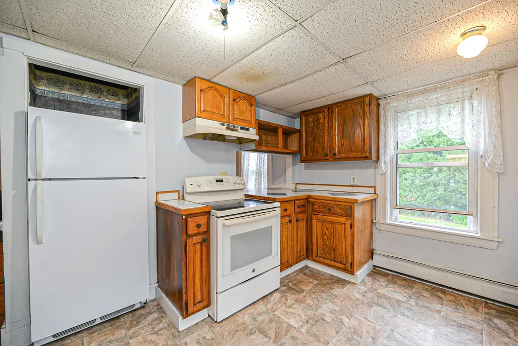 4 Joseph Drive Plaistow NH 03865