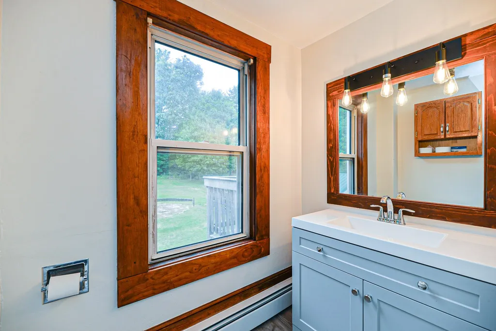 4 Joseph Drive Plaistow NH 03865