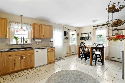 213 Pine Street Newport NH 03773
