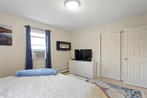 213 Pine Street Newport NH 03773
