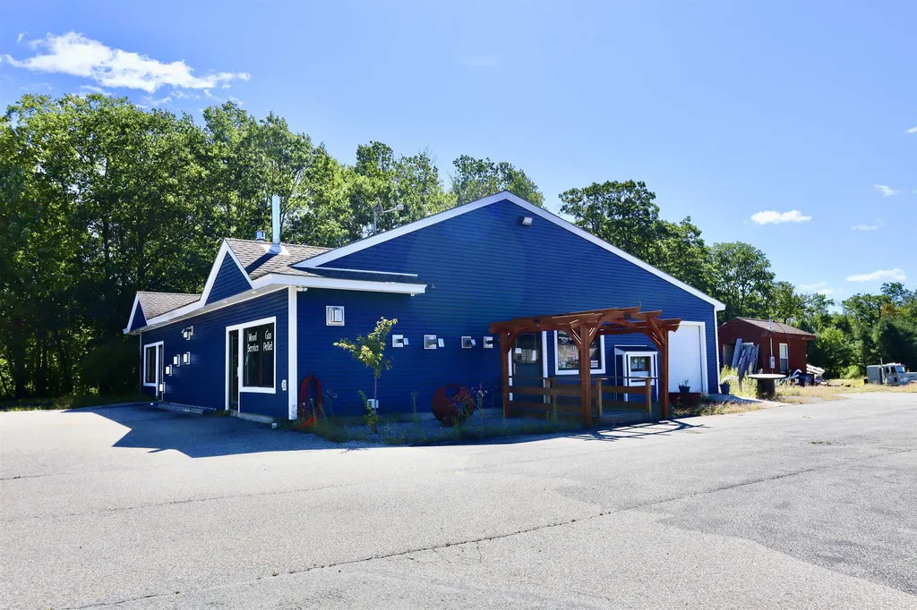 6 Intervale Drive Hillsborough NH 03244