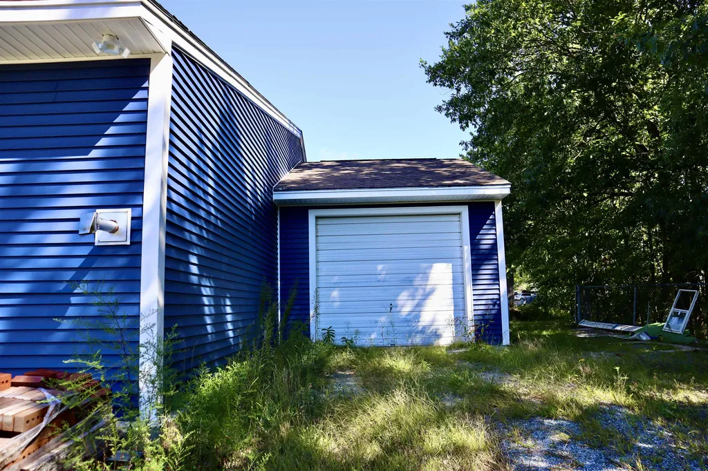 6 Intervale Drive Hillsborough NH 03244