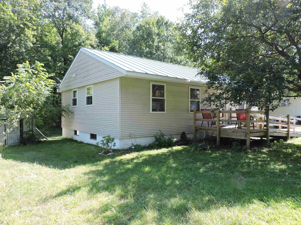 13 Clover Street Claremont NH 03743