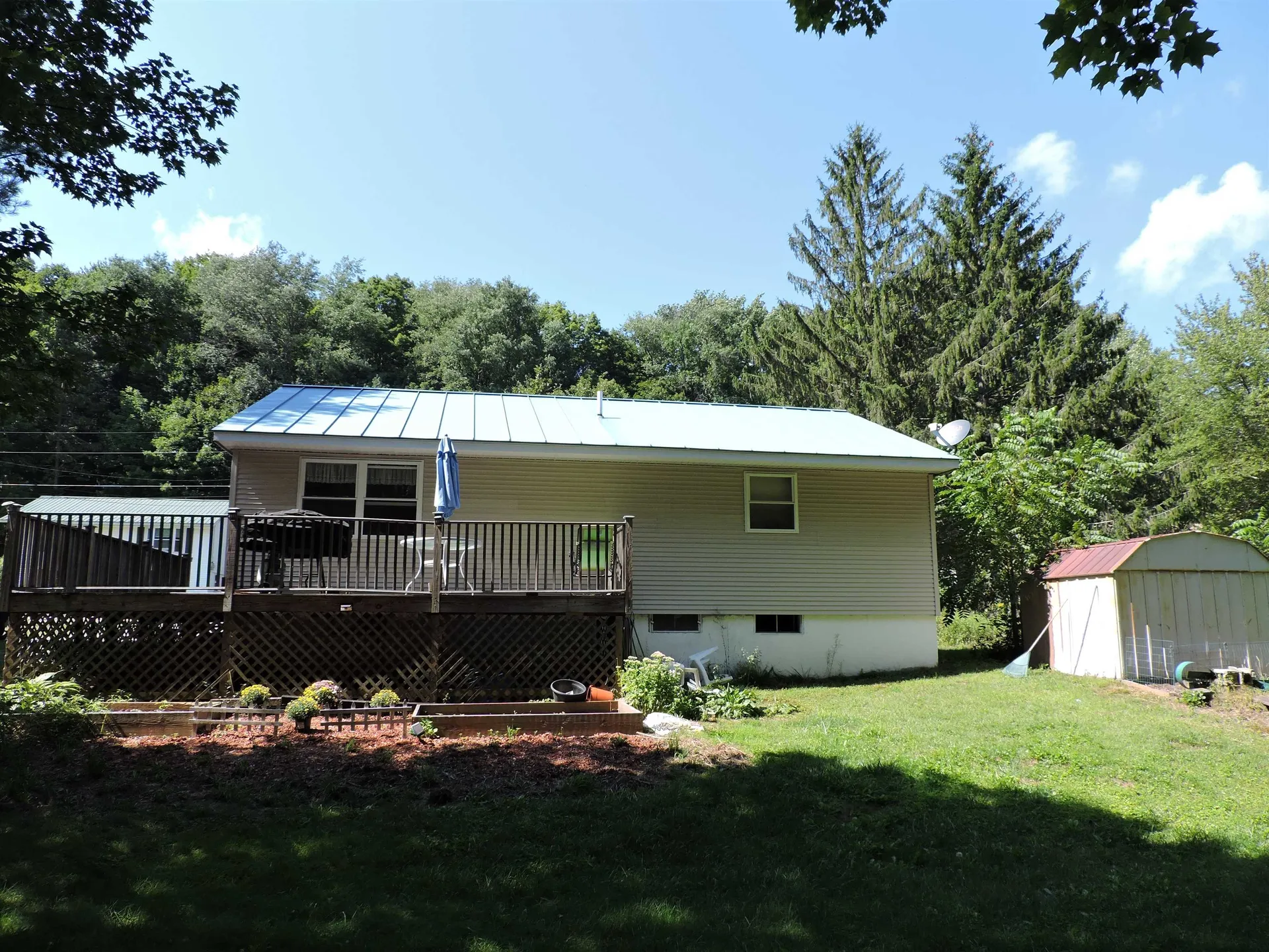 13 Clover Street Claremont NH 03743