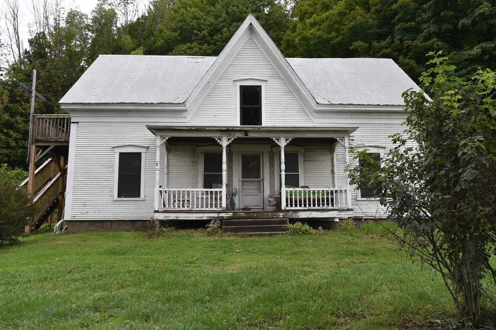 3159 East Main Street Richmond VT 05477