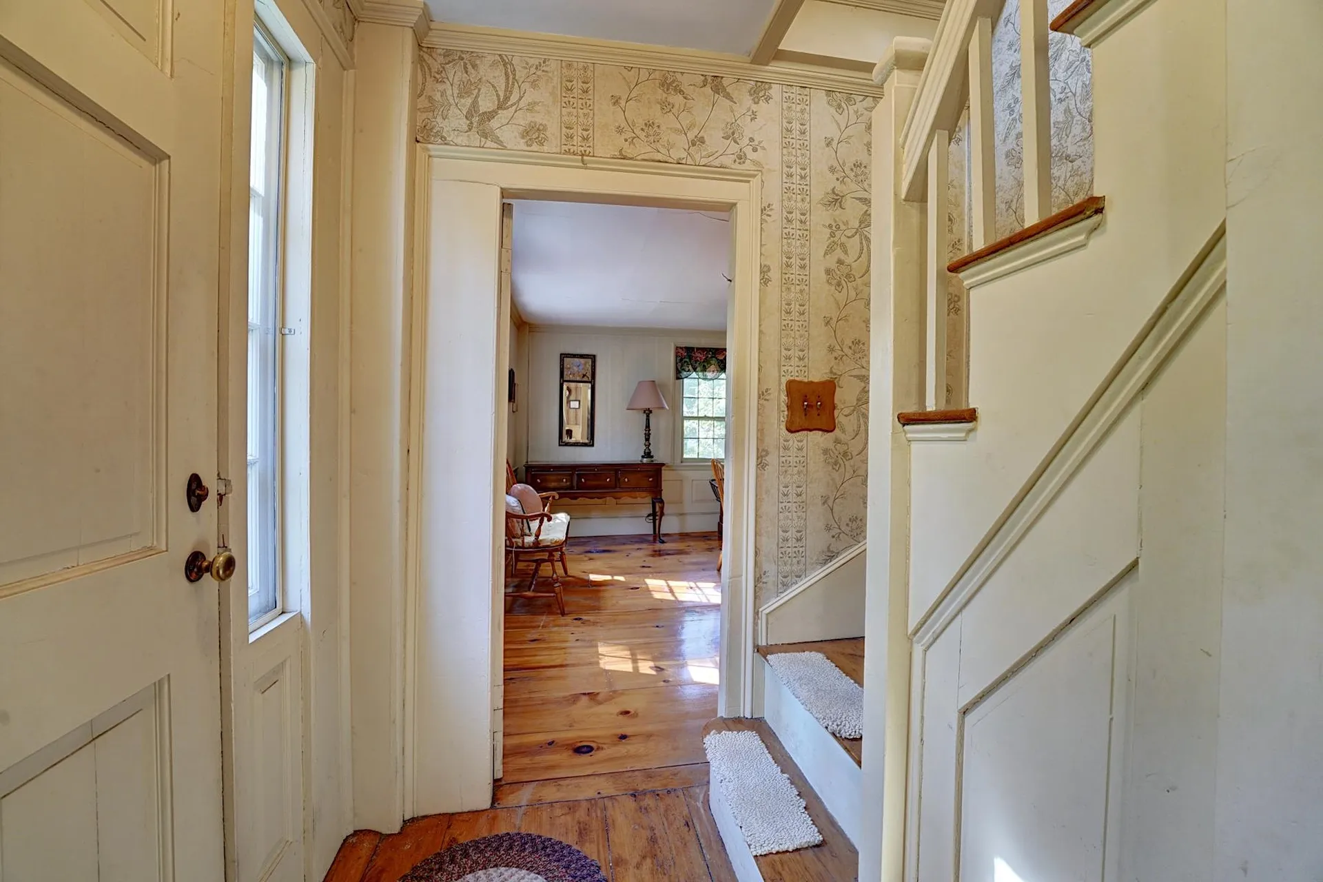 93 Locke Road Hampton NH 03842