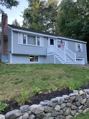6 Dixville Street Nashua NH 03063