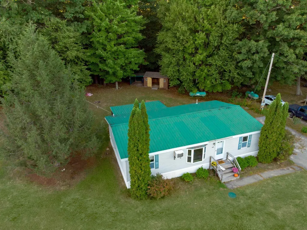 64 Squire Ridge Road Hampstead NH 03841