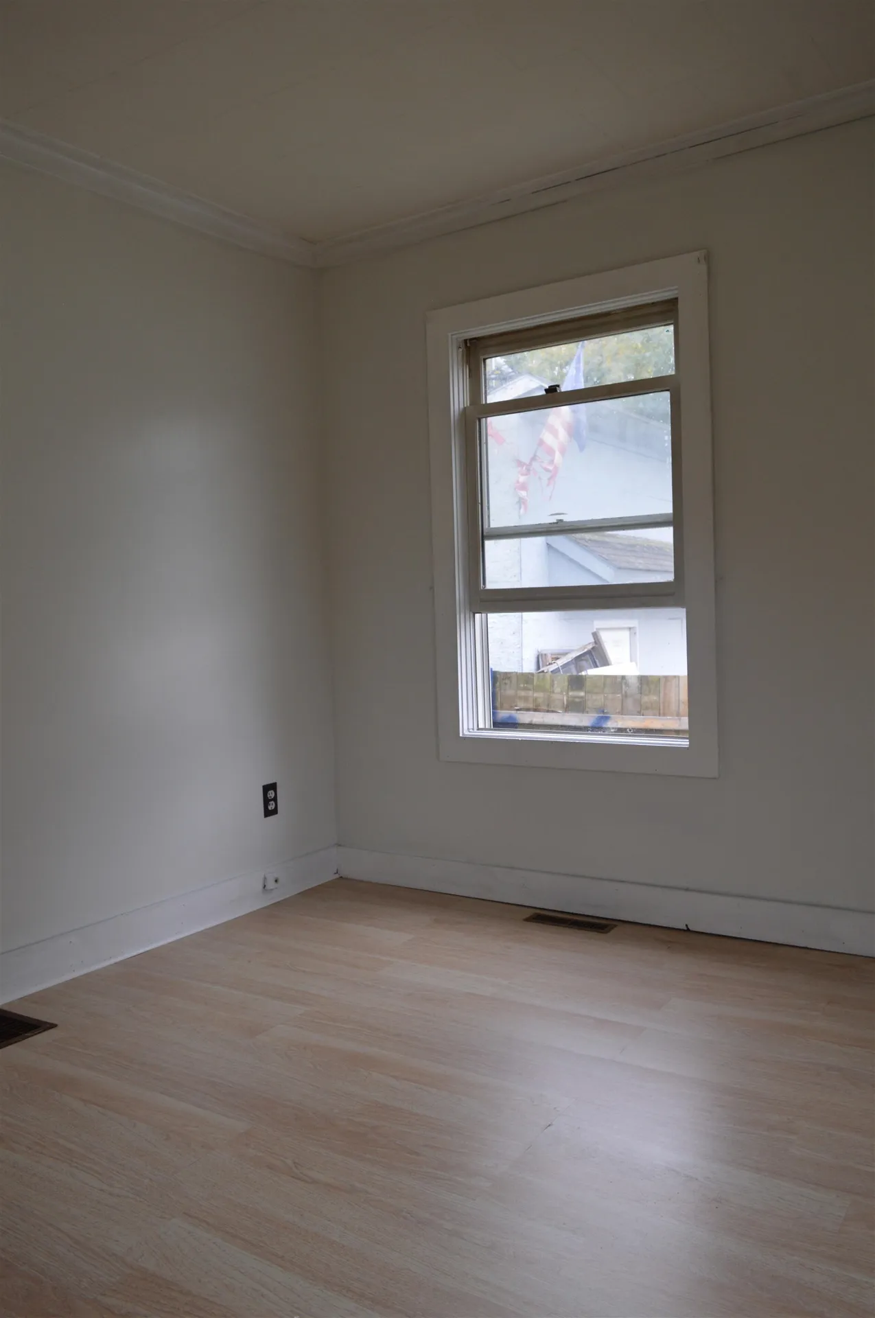 28 Middle Street Newport NH 03773