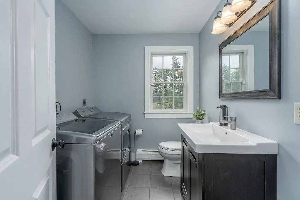 168 Back Canaan Road Strafford NH 03884