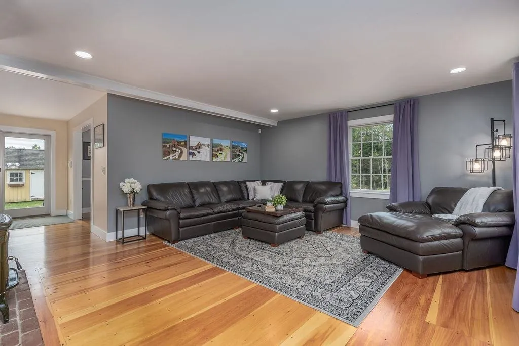 168 Back Canaan Road Strafford NH 03884