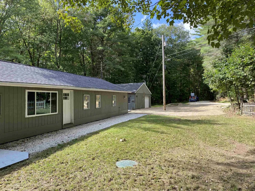 42 Castlerock Road Barrington NH 03825