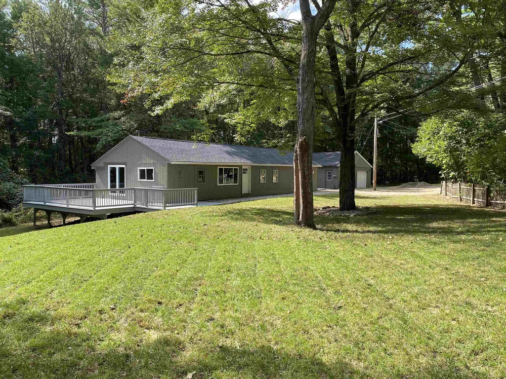 42 Castlerock Road Barrington NH 03825