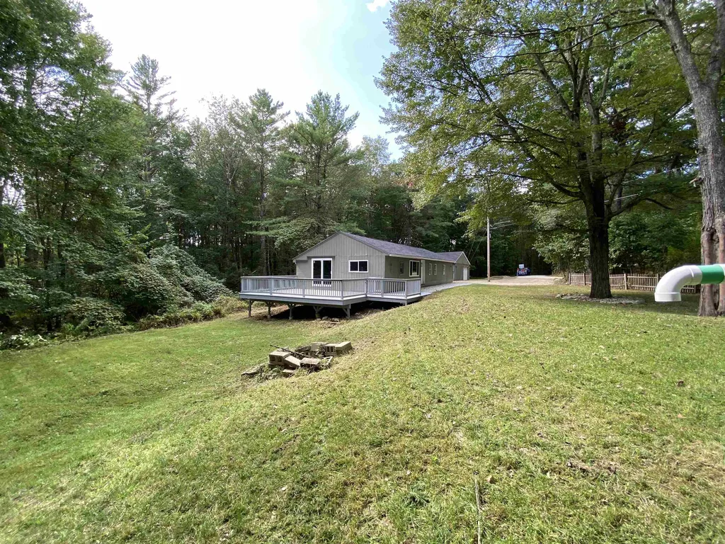 42 Castlerock Road Barrington NH 03825