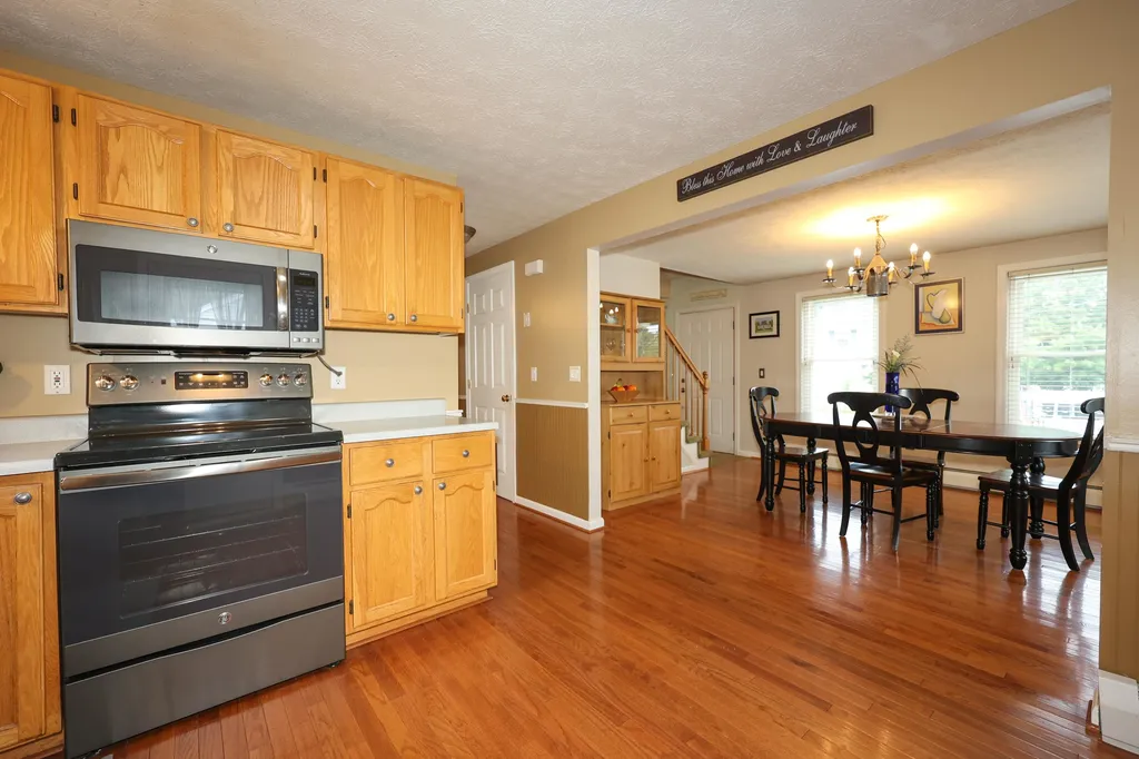 62 Megan Drive Manchester NH 03109