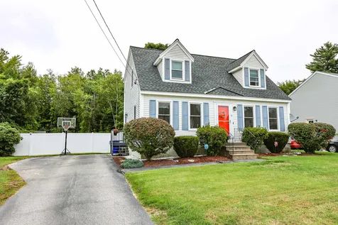 62 Megan Drive Manchester NH 03109