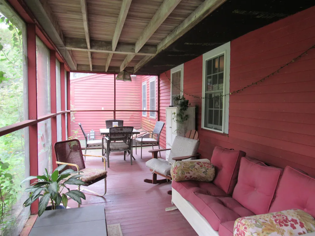 57 Jaffrey Road Fitzwilliam NH 03447