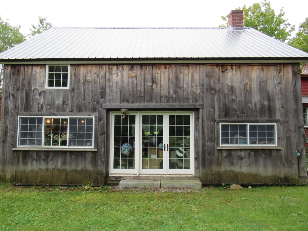57 Jaffrey Road Fitzwilliam NH 03447