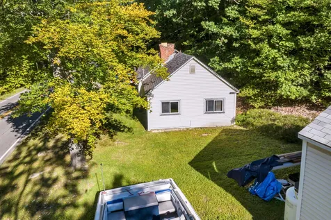 51 Governor Wentworth Highway Tuftonboro NH 03816