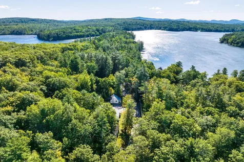 51 Governor Wentworth Highway Tuftonboro NH 03816