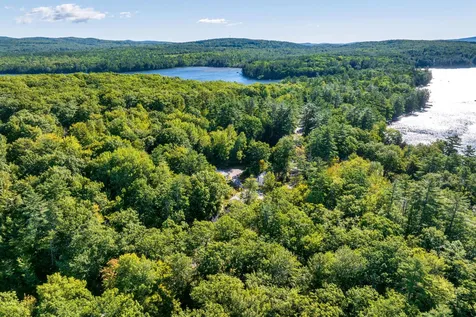 51 Governor Wentworth Highway Tuftonboro NH 03816