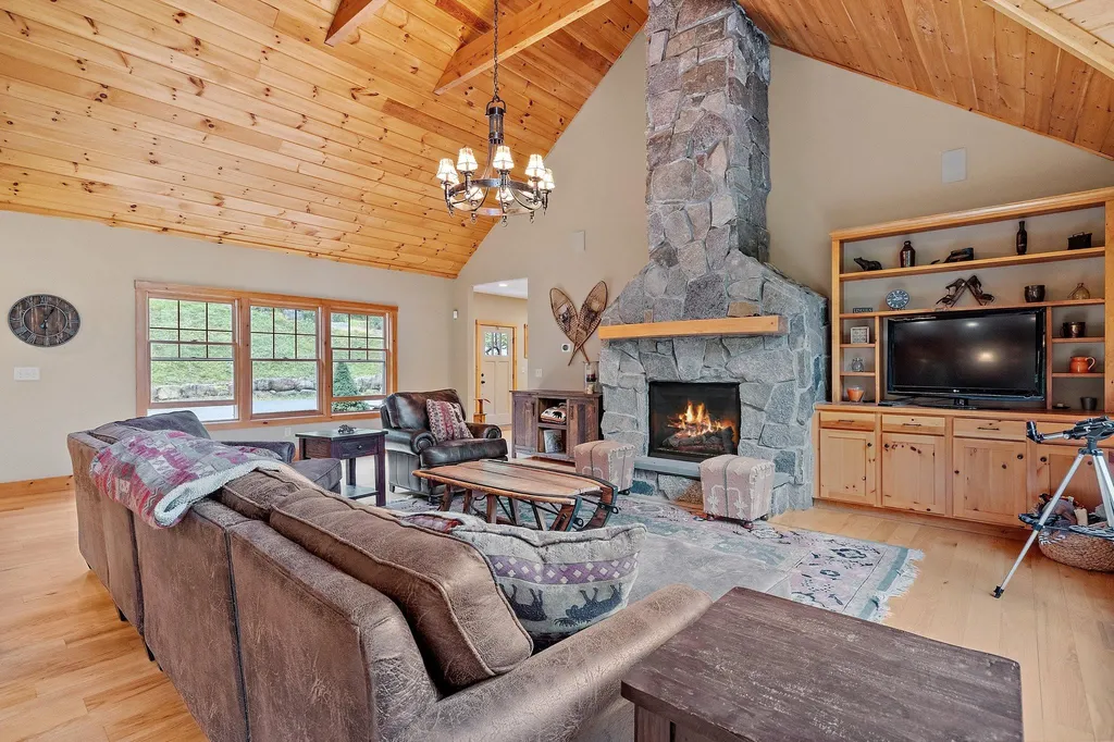 5 Buck Road Lincoln NH 03251