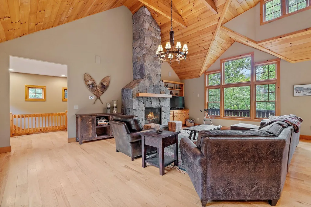 5 Buck Road Lincoln NH 03251