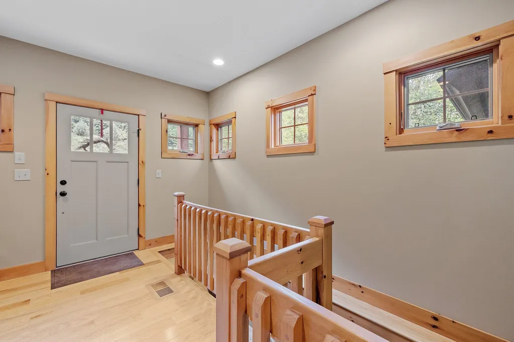 5 Buck Road Lincoln NH 03251