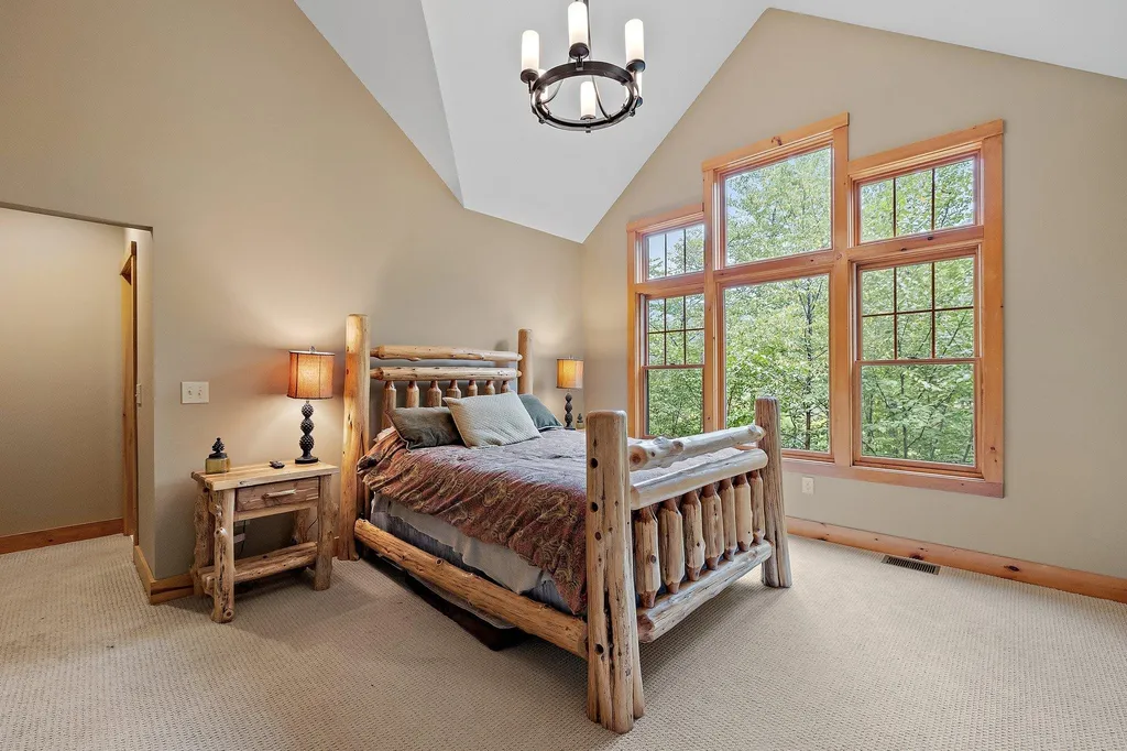 5 Buck Road Lincoln NH 03251