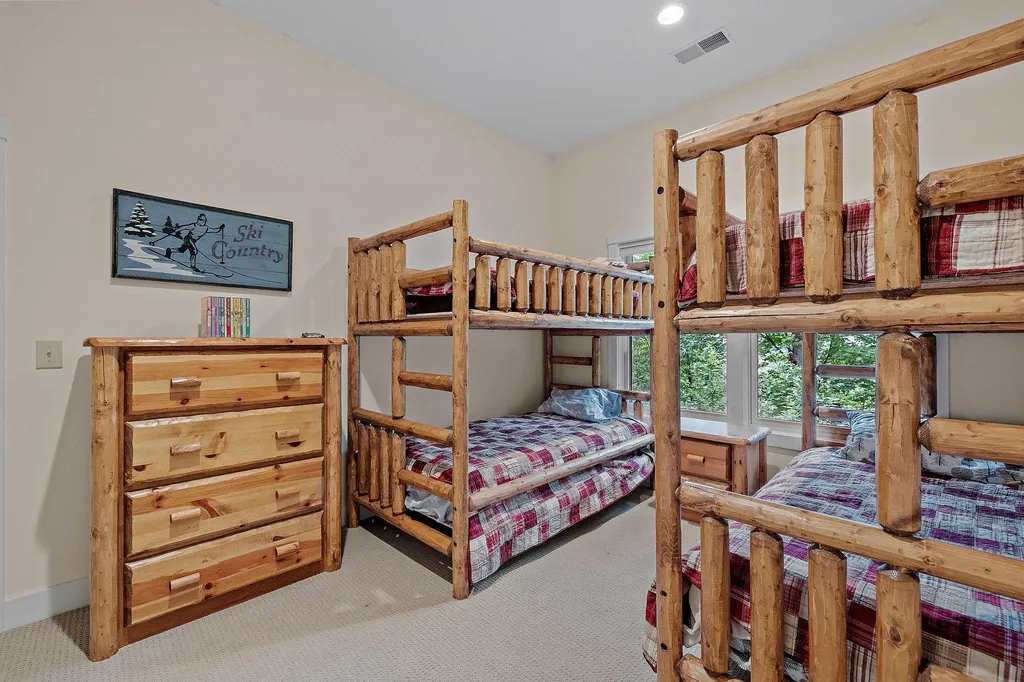 5 Buck Road Lincoln NH 03251