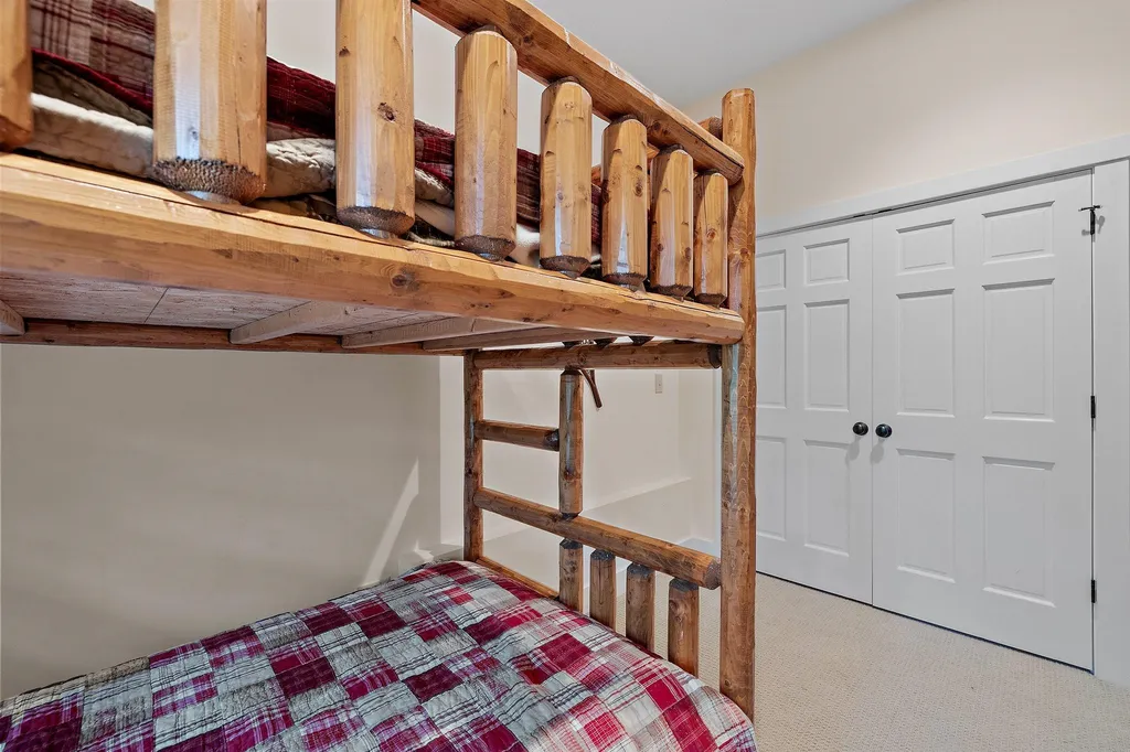 5 Buck Road Lincoln NH 03251