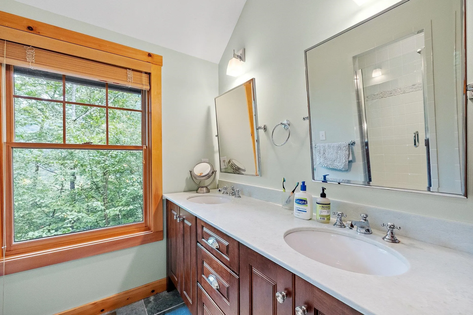 5 Buck Road Lincoln NH 03251
