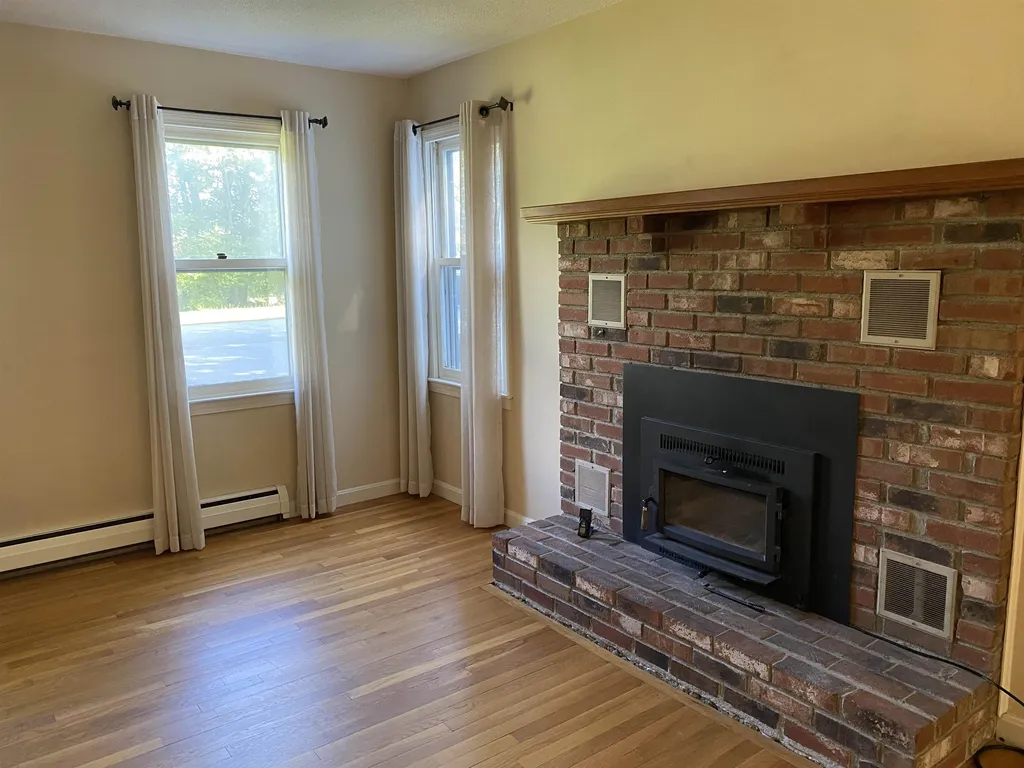 203 Hillwinds Road Brattleboro VT 05301