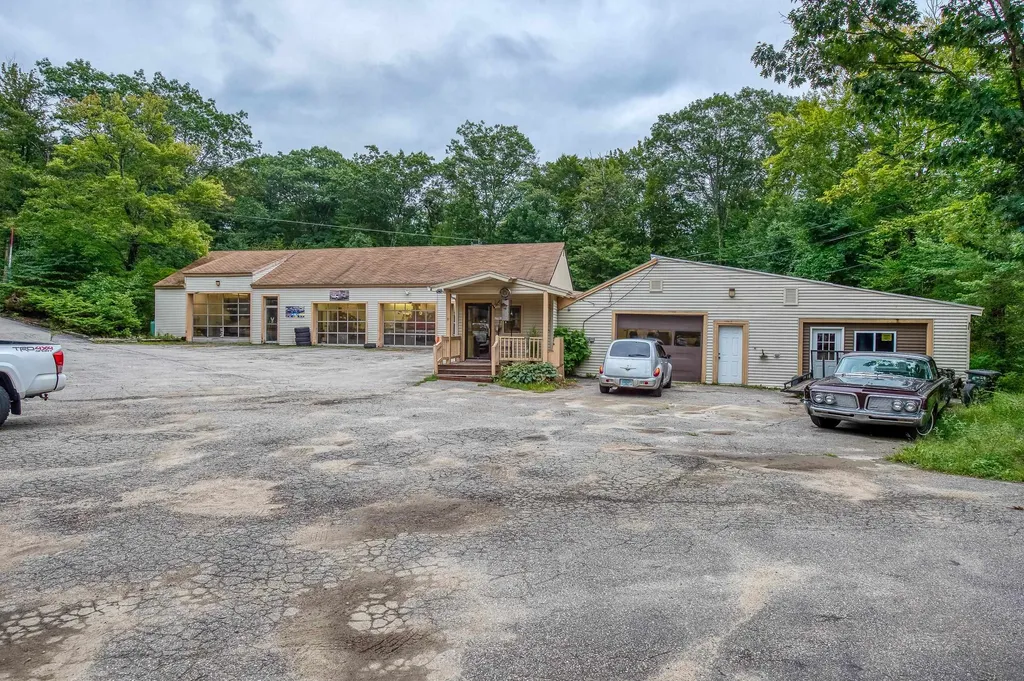 456 Ten Rod Road Farmington NH 03835