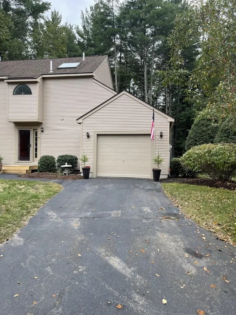 5 Tanager Court Merrimack NH 03054