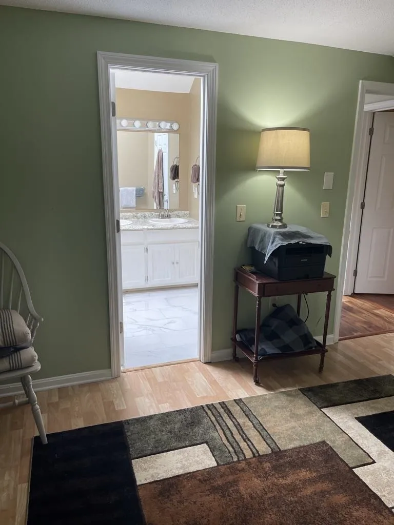 5 Tanager Court Merrimack NH 03054