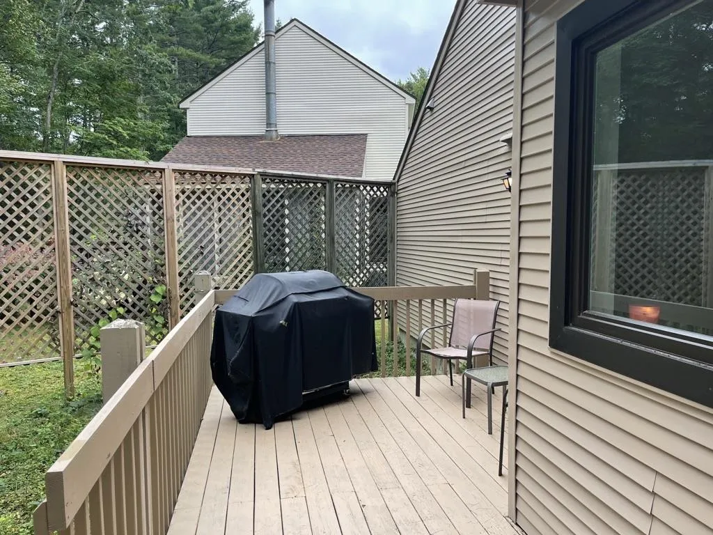 5 Tanager Court Merrimack NH 03054