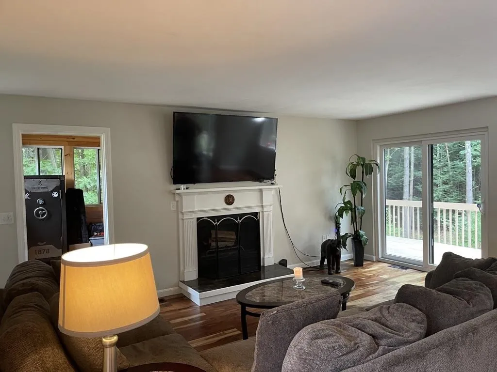 5 Tanager Court Merrimack NH 03054