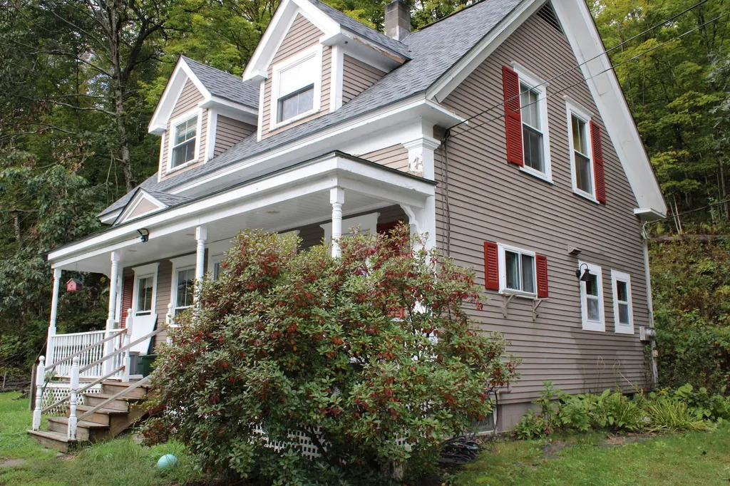 17 Hilltop Road Lisbon NH 03585