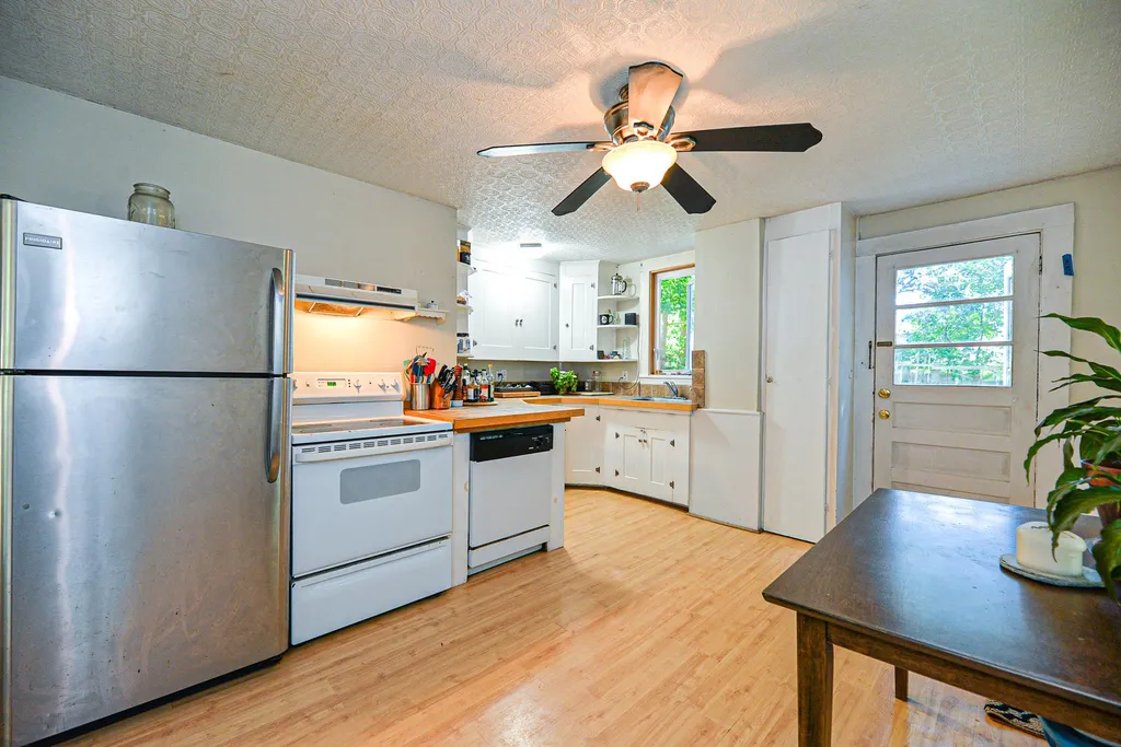 25 Arbor Street Exeter NH 03833