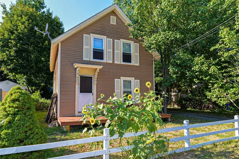 25 Arbor Street Exeter NH 03833