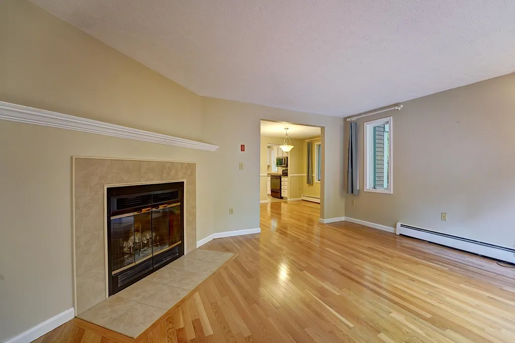 15a Lindsey Way Goffstown NH 03045