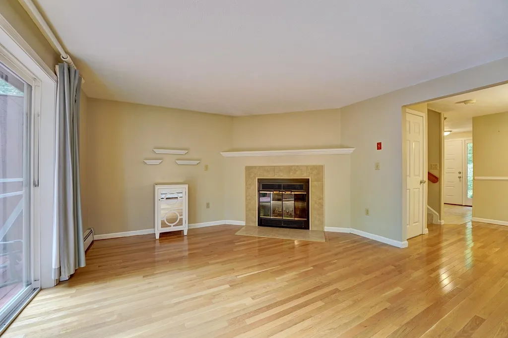 15a Lindsey Way Goffstown NH 03045