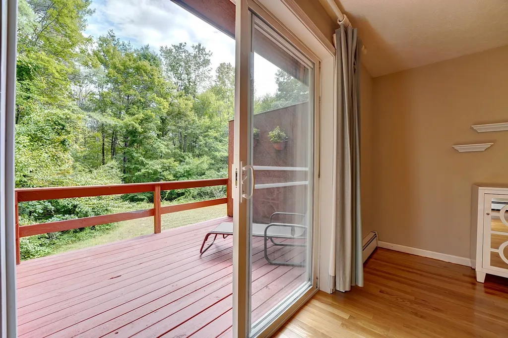 15a Lindsey Way Goffstown NH 03045