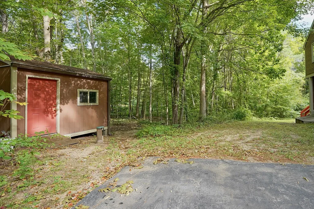 15a Lindsey Way Goffstown NH 03045